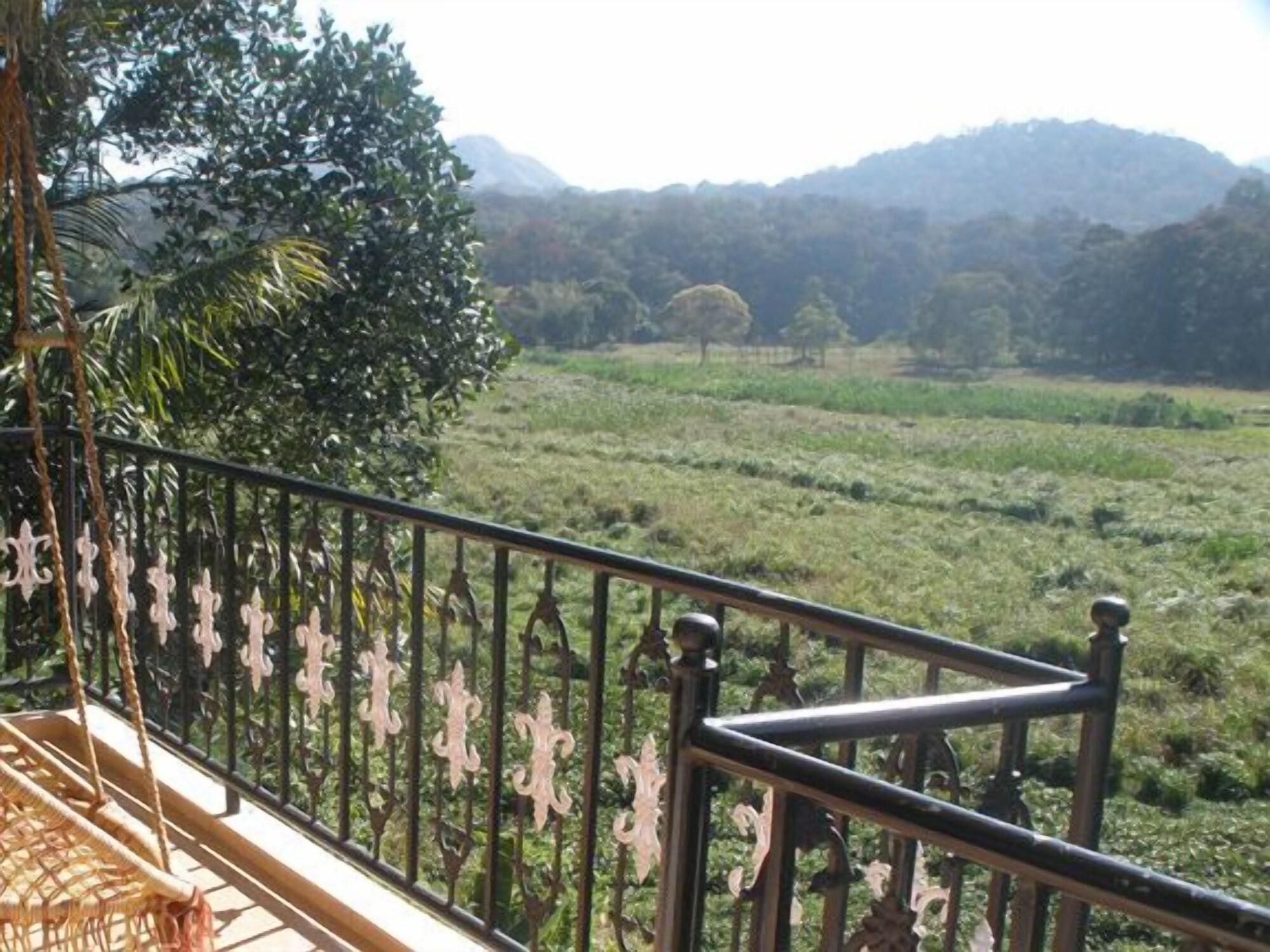 Jungle Palace Homestay Thekkady Εξωτερικό φωτογραφία