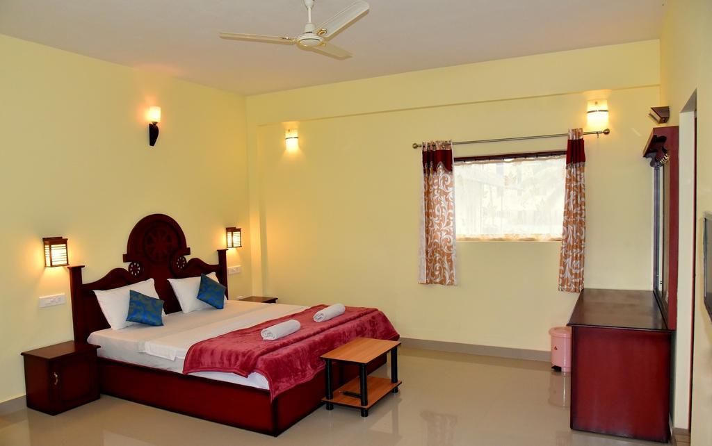 Jungle Palace Homestay Thekkady Δωμάτιο φωτογραφία