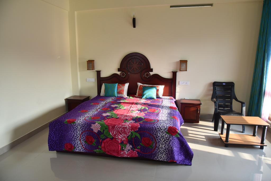 Jungle Palace Homestay Thekkady Εξωτερικό φωτογραφία