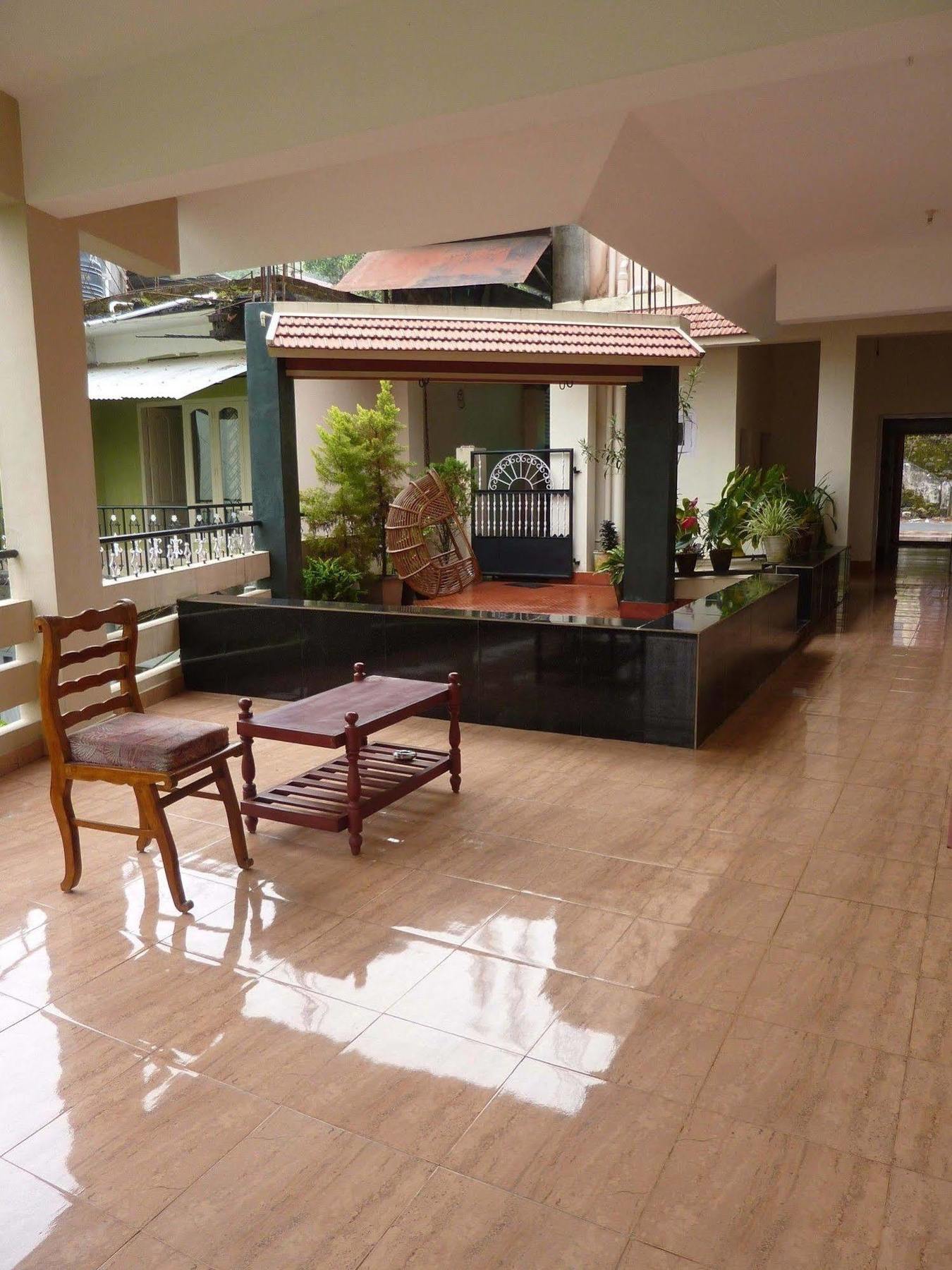 Jungle Palace Homestay Thekkady Εξωτερικό φωτογραφία